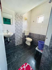 Bathroom Image of 1170 Sq.ft 2 BHK Apartment / Flat for sale in Ghatlodiya Ahmedabad for Rs. 4200000