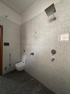 Bathroom Image of 1500 Sq.ft 2 BHK Duplex for rent in Buddhi Vihar Moradabad for Rs. 15000