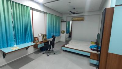 Bedroom Image of 2800 Sq.ft 3 BHK Independent House for rent in Satellite Ahmedabad for Rs. 48000