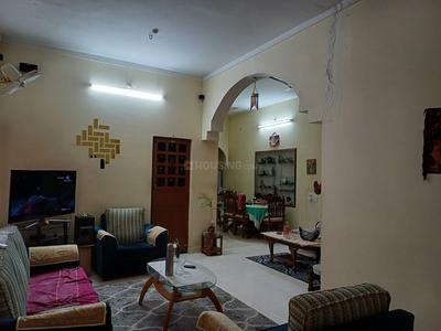 Living Room Image of 2000 Sq.ft 5 BHK Independent House for sale in New Tippasandra Bengaluru for Rs. 40000000
