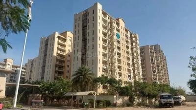 Image of 2025 Sq.ft 3.5 BHK Apartment / Flat for sale in Emaar Palm Heights, Sector 77, Gurgaon for Rs. 27000000