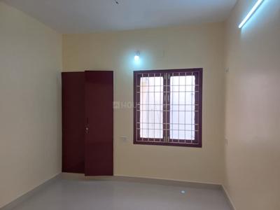 Bedroom Image of 1370 Sq.ft 3 BHK Apartment / Flat for rent in Ramapuram Chennai for Rs. 42000