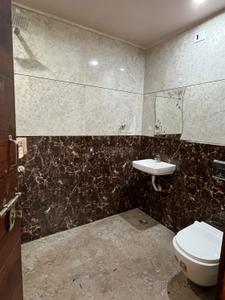 Bathroom Image of 1650 Sq.ft 2 BHK Builder Floor for rent in Sector 22 Gurgaon for Rs. 38000