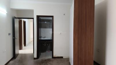 Bedroom Image of 1865 Sq.ft 3 BHK Apartment / Flat for rent in Cosmos Express 99, Sector 99 Gurgaon for Rs. 32000