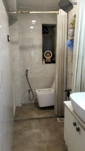 Bathroom Image of 950 Sq.ft 2 BHK Apartment / Flat for sale in Andheri West Mumbai for Rs. 31000000
