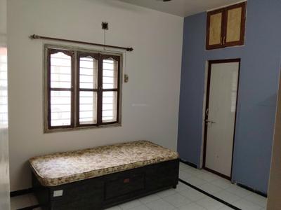 Bedroom Image of 1400 Sq.ft 3 BHK Villa for rent in Hari Om Bungalow, Chandkheda Ahmedabad for Rs. 24000