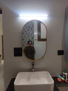 Bathroom Image of 2500 Sq.ft 4 BHK Independent House for rent in Sector 46 Noida for Rs. 55000