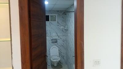 Image of 1850 Sq.ft 4 BHK Apartment / Flat for sale in Sector 73, Noida for Rs. 12000000