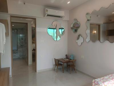 Bedroom Image of 740 Sq.ft 2 BHK Apartment / Flat for sale in Kandivali West Mumbai for Rs. 22000000