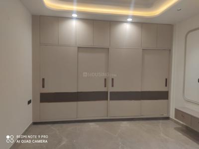 Bedroom Image of 1260 Sq.ft 3 BHK Builder Floor for sale in Paschim Vihar New Delhi for Rs. 31000000