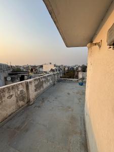 Balcony Image of 1000 Sq.ft 2 BHK Builder Floor for sale in Ramesh Nagar New Delhi for Rs. 15500000