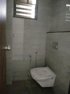 Common Bathroom Image of 3600 Sq.ft 4 BHK Apartment / Flat for sale in Eminence 96, Thaltej Ahmedabad for Rs. 30000000