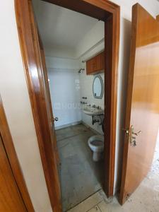Bathroom Image of 1800 Sq.ft 3 BHK Apartment / Flat for sale in Sector 22 Dwarka New Delhi for Rs. 25500000