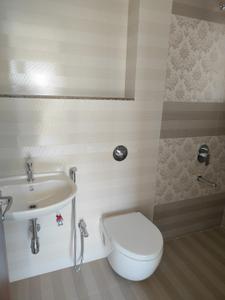 Bathroom Image of 1543 Sq.ft 3 BHK Apartment / Flat for rent in Shreeji Infinia, Uttara Nagar Nashik for Rs. 25000
