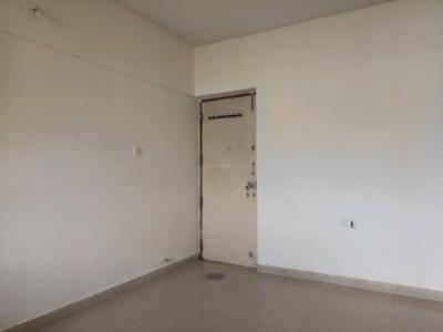 Living Room Image of 600 Sq.ft 1 BHK Apartment / Flat for rent in Magarpatta Heliconia, Hadapsar Pune for Rs. 28000