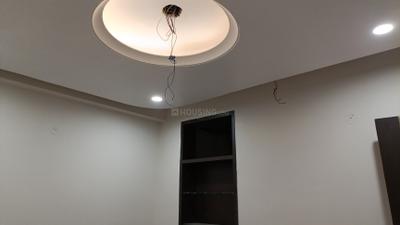 Bedroom Image of 1850 Sq.ft 4 BHK Builder Floor for sale in Laxmi Nagar New Delhi for Rs. 22500000