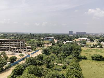 Bedroom One Image of 1795 Sq.ft 3 BHK Apartment / Flat for rent in Krishna Crystal Heights, Bhadaj Ahmedabad for Rs. 21000
