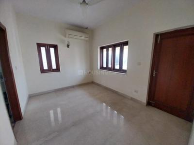 Bedroom Image of 2000 Sq.ft 3 BHK Apartment / Flat for rent in  Dayanand Colony RWA, Lajpat Nagar New Delhi for Rs. 120000