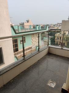 Balcony Image of 2250 Sq.ft 3 BHK Builder Floor for rent in Global Tower, Ashok Vihar Phase 3 Extension Gurgaon for Rs. 22000