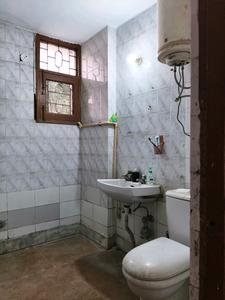 Common Bathroom Image of 1400 Sq.ft 3 BHK Apartment / Flat for rent in Sector 56 Gurgaon for Rs. 35000