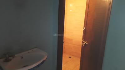 Bathroom Image of 850 Sq.ft 1 BHK Independent House for rent in Bale Solapur for Rs. 7000