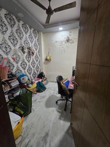 Bedroom Image of 509 Sq.ft 2 BHK Builder Floor for sale in Laxmi Nagar New Delhi for Rs. 4200000