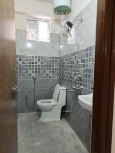 Common Bathroom Image of 720 Sq.ft 1 BHK Apartment / Flat for rent in Kondapur Hyderabad for Rs. 16000