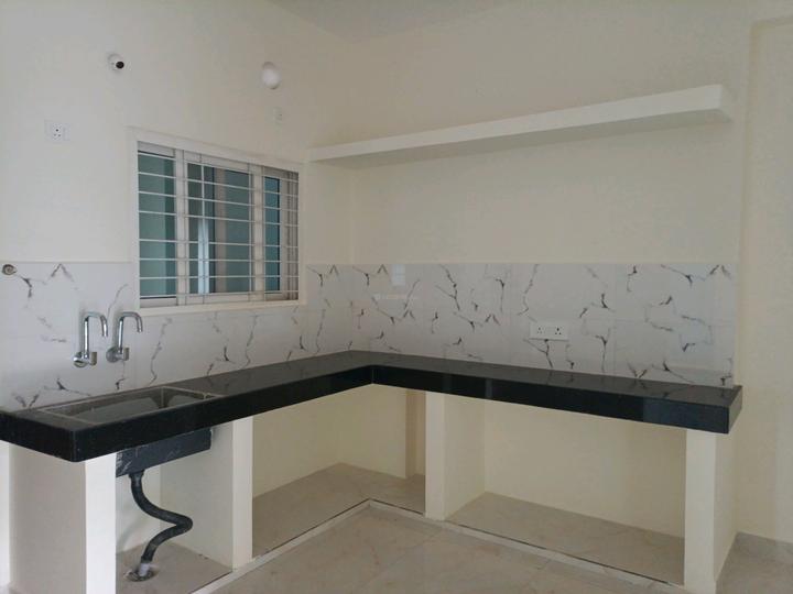 King Court Main Image 1