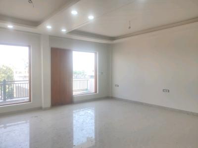 Bedroom Image of 4950 Sq.ft 4 BHK Builder Floor for sale in Ridhi Signature Floors, Green Field Colony Faridabad for Rs. 37000000