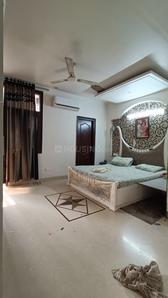 Bedroom Image of 1710 Sq.ft 3 BHK Duplex for sale in Pitampura New Delhi for Rs. 70000000