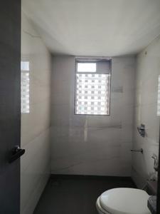 Common Bathroom Image of 1300 Sq.ft 2 BHK Apartment / Flat for sale in Sheth Avalon, Thane West Thane for Rs. 26000000
