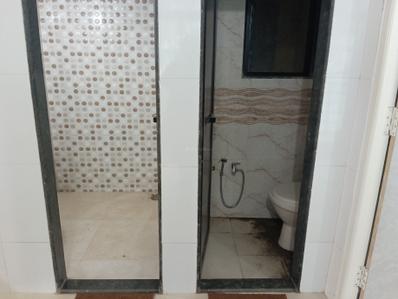 Bathroom Image of 600 Sq.ft 1 BHK Apartment / Flat for sale in Sankalp Heights, Nalasopara West Nala Sopara for Rs. 2900000