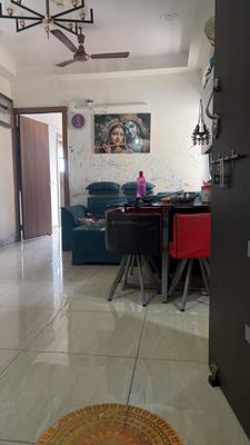 Living Room Image of 1075 Sq.ft 2 BHK Apartment / Flat for sale in Gaur City 7th Avenue, Noida Extension Greater Noida for Rs. 9200000