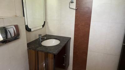 Image of 1900 Sq.ft 3 BHK Builder Floor for rent in Sector 50, Gurgaon for Rs. 50000