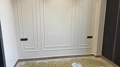 Bedroom Image of 960 Sq.ft 3 BHK Builder Floor for sale in Pitampura New Delhi for Rs. 19000000