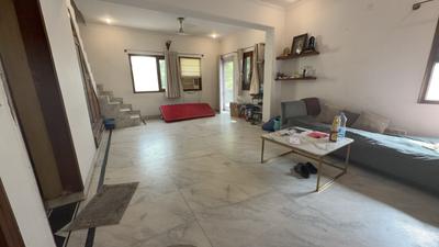 Living Room Image of 1600 Sq.ft 3 BHK Duplex for sale in Sheikh Sarai New Delhi for Rs. 18000000