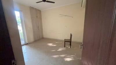 Bedroom Image of 3100 Sq.ft 4 BHK Builder Floor for rent in Ansal Esencia Sector 67, Sector 67 Gurgaon for Rs. 60000