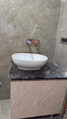 Bathroom Image of 750 Sq.ft 1 BHK Builder Floor for rent in Sector 57 Gurgaon for Rs. 37000