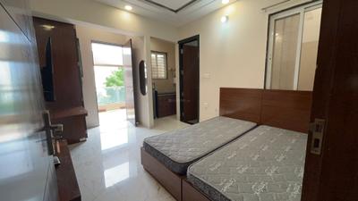 Bedroom Image of 300 Sq.ft 1 RK Apartment / Flat for rent in Scheme No 113 Indore for Rs. 14500