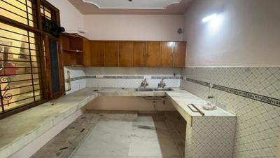 Kitchen Image of 2150 Sq.ft 2 BHK Builder Floor for rent in Sector 23 Gurgaon for Rs. 31000