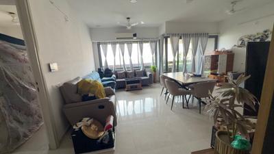 Living Room Image of 1700 Sq.ft 3 BHK Apartment / Flat for rent in Altezza, Sargasan Gandhinagar for Rs. 45000