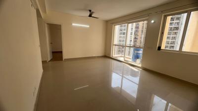 Living Room Image of 1200 Sq.ft 3 BHK Apartment / Flat for rent in Jaypee Kosmos, Sector 134 Noida for Rs. 27500