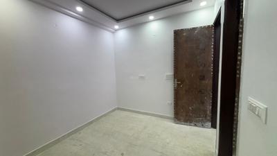 Bedroom Image of 1200 Sq.ft 4 BHK Apartment / Flat for sale in Sector 4 Rohini New Delhi for Rs. 6000000