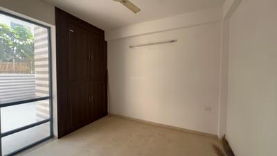 Bedroom Image of 930 Sq.ft 2 BHK Builder Floor for rent in Vatika Independent Floors, Sector 82 Gurgaon for Rs. 24500