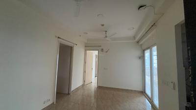 Living Room Image of 1165 Sq.ft 2 BHK Apartment / Flat for rent in Gaur City 7th Avenue, Noida Extension Greater Noida for Rs. 23000