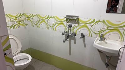 Image of 1300 Sq.ft 2 BHK Apartment / Flat for rent in Hitech City, Hyderabad for Rs. 35000