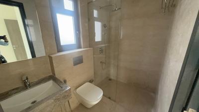 Image of 1850 Sq.ft 3 BHK Apartment / Flat for rent in Piramal Mahalaxmi, Worli, Mumbai for Rs. 310000