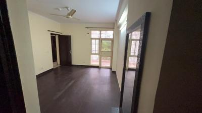 Bedroom Image of 1150 Sq.ft 2 BHK Apartment / Flat for rent in Panchsheel Wellington, Crossings Republik Ghaziabad for Rs. 18000
