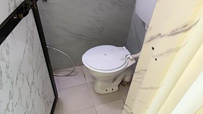 Image of 450 Sq.ft 1 BHK Apartment / Flat for sale in Dahisar East, Mumbai for Rs. 9300000