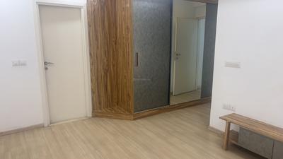 Bedroom Image of 1735 Sq.ft 3 BHK Apartment / Flat for sale in DLF Regal Gardens, Sector 90 Gurgaon for Rs. 21000000